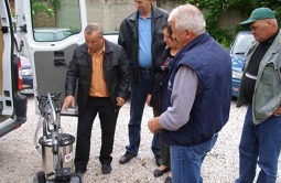 Training of the farmers in use and maintain milking equipment